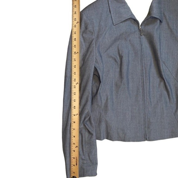 EUC Escada Gray Silk Wool Blend Zip Up Blazer Jacket Size 10 - Picture 6 of 10